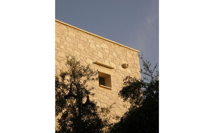 Ξενοδοχείο στα Αγγελιανά Κρήτης